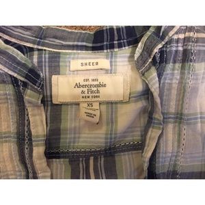 Collarless plaid button down